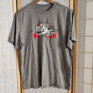 Nike X Jordan Men's Grey T-shirt